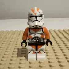 LEGO Star Wars Clone Trooper Minifigure White/Orange Armor w/ Blaster