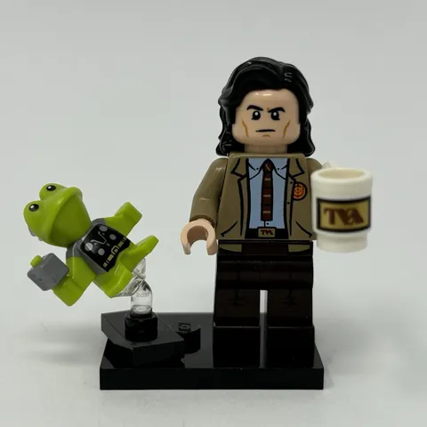 Lego Loki Minifigure w/ Throg Collectible Marvel Studios Series 1 CMF Complete