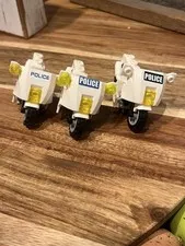 3 LEGO Motorcycle Police white for minifigures (1 Missing Lights)  EUC See Pics