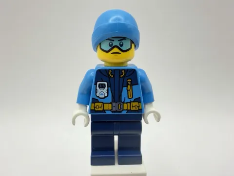 LEGO CITY Part cty0903 - Arctic Explorer, Male, blue beanie, dark blue legs