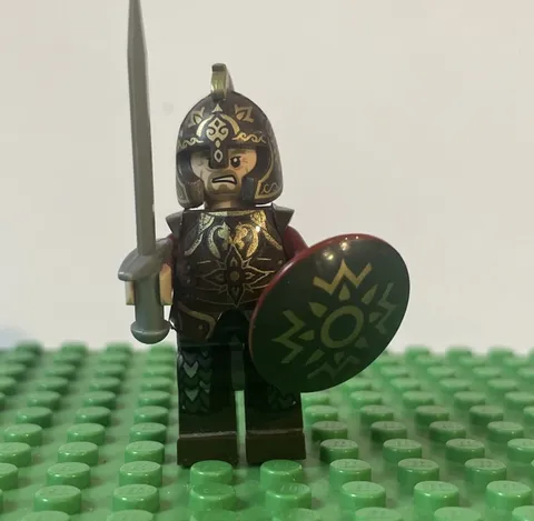 LEGO Lord of the Rings King Theoden Minifigure - lor021 - Set 9474