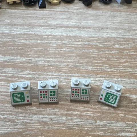Lego Vintage Sloped Screens. Space. Great Shape. Lot 4