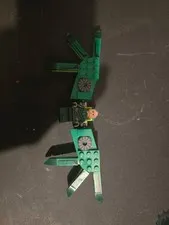 LEGO Vulture minifig with Green Wing/Blade Accessories