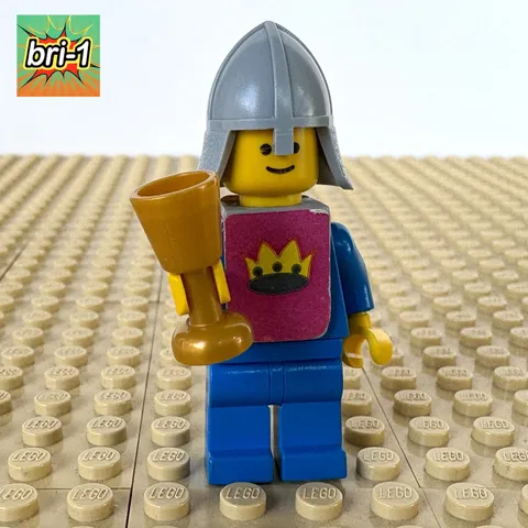 LEGO Castle, Classic: Blue Knight, GOBLET, cas082s, 375, YELLOW CASTLE, 1978