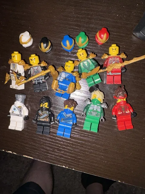 LEGO Ninjago Rebooted and Anniversary Zx Suits Minifigure Lot Of 10 + Weapons