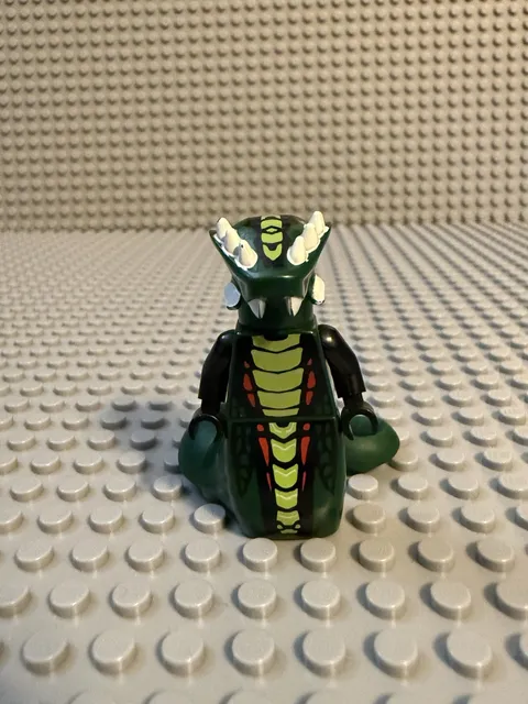 LEGO Ninjago Acidicus Minifigure Njo0066 Green Snake From Set 9450 READ DESCRIPT