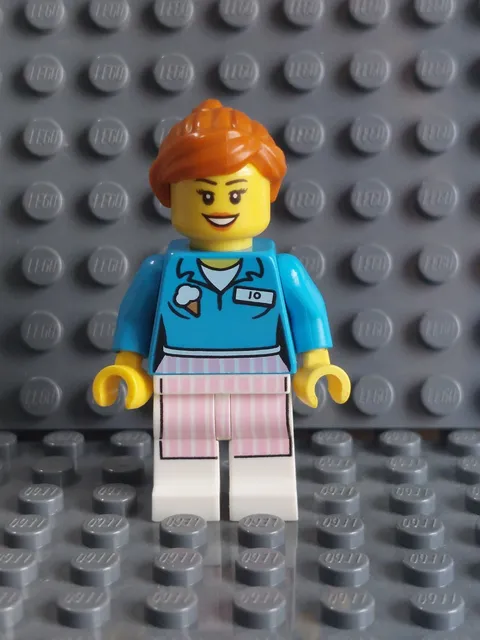 Lego 70804 - Ice Cream Joe Minifigure - Used