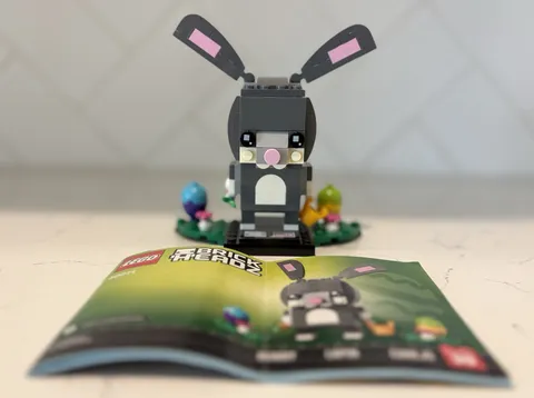 LEGO Brickheadz Easter Bunny 40271 Complete Set with Manual