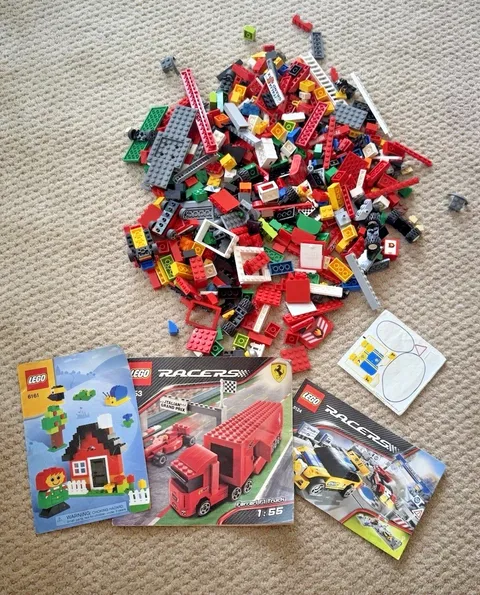 LEGO - 450+ Piece Lot - Mixed Bricks / Colors /Pcs/ Booklet - 8153 & 8124 RACERS