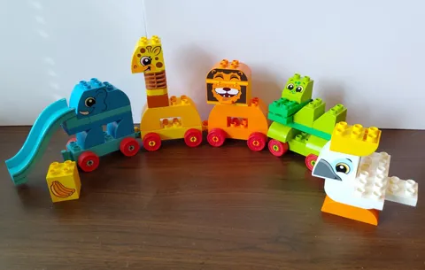 Lego DUPLO Set 10863 My First Animal Brick Box Set 34-Pieces Complete