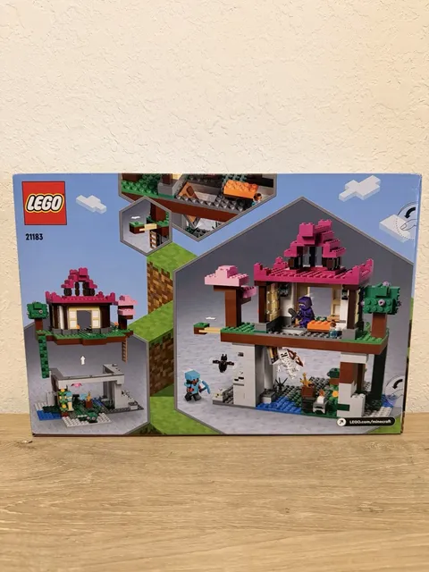 LEGO Minecraft The Training Grounds 21183 Complete Sealed Set 534 Pieces Box