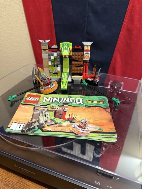 LEGO NINJAGO 9558 Training Set Complete W/Instructions
