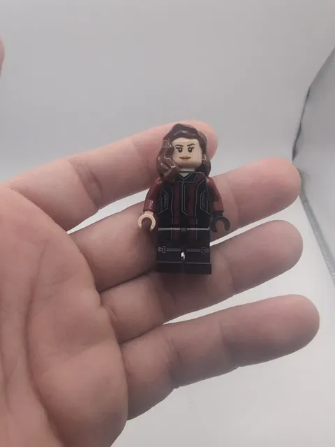 Lego Civil War Super Heroes Scarlet Witch Minifigure 76051