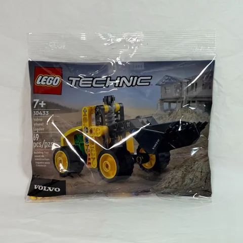LEGO TECHNIC: Volvo Wheel Loader (30433) ~ NEW / FACTORY SEALED ~