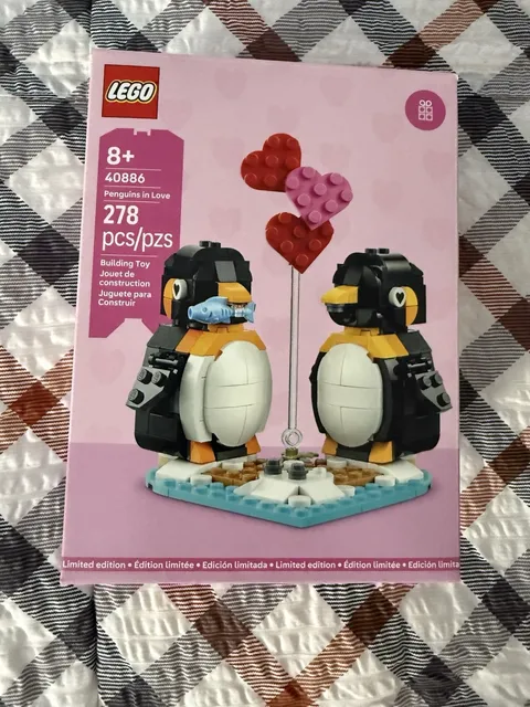 LEGO Penguins in Love GWP - Set 40886 - 278 Pieces - New/Sealed