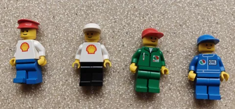 Vintage LEGO Town Gas Oil Service Station Shell Attendant minifigure lot