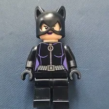 LEGO Minifigures Series 4 Catwoman Collectible Minifigure col04-6