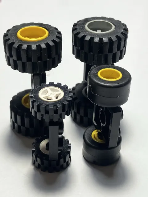 Vintage LEGO Lot 4 Wheels/Tires axles 1990’s