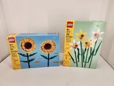 Lot Of 2 : New LEGO Botanicals Sets: Daffodils (40747) And Sunflowers (40524)