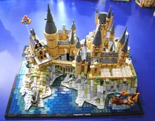 LEGO Harry Potter: Hogwarts Castle and Grounds (76419) with Box & Manuals