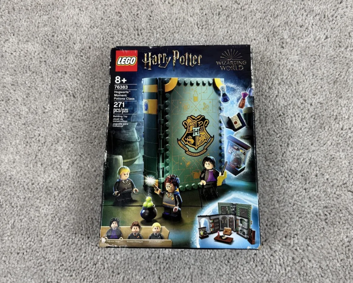 LEGO Harry Potter: Hogwarts Moment: Potions Class (76383)