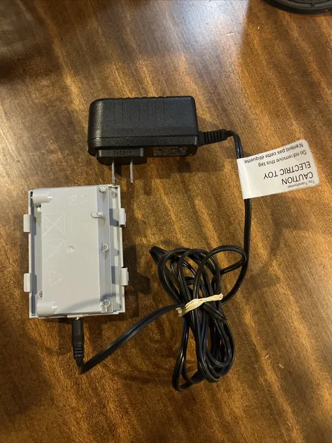 Lego Mindstorms EV3 Rechargeable Battery 45501 + Charger 45517 - Excellent