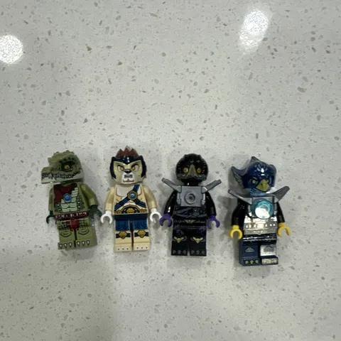 LEGO Minifigure Lot of 4 Assorted Figures - Plastic Minifigures