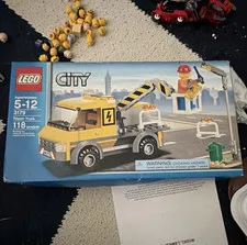 LEGO City 3179 Repair Truck 118-Piece Complete Set w/ Construction Worker