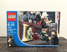 LEGO Harry Potter Professor Lupin's Classroom 4752 ( READ DESCRIPTION )