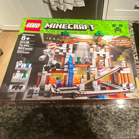 LEGO Minecraft The Mine 21118 Complete Set w/ Box, 922 Pieces, Ages 8+