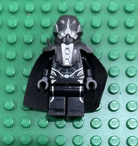 Lego Faora Minifigure DC Super Heroes Man of Steel 76003 sh0080