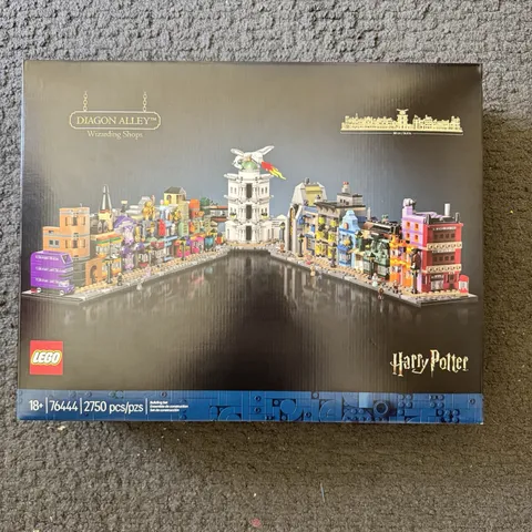 LEGO Harry Potter Diagon Alley Wizarding Shops Building Set 76444