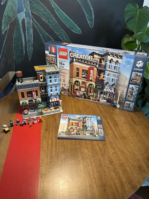 LEGO Creator Detective's Office (10246) 100% COMPLETE with Box & Instructions