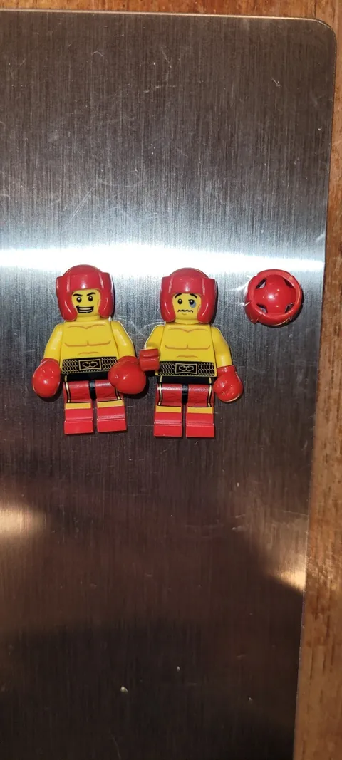 2 Boxers Lego City Town Series 5 Minifigures Set # 8805 - Boxer Fighter Gloves