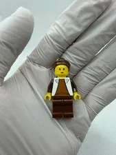 Authentic LEGO Princess Leia SW0104 Minifigure Cloud City 10123
