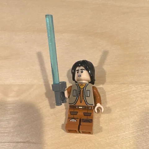 LEGO Star Wars Ezra Bridger Minifigure sw0574 Rebels w/ Lightsaber Blaster