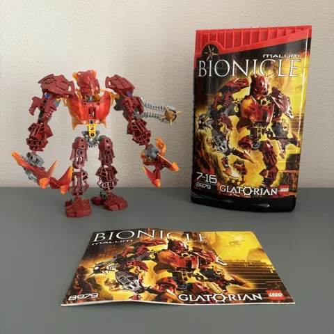 LEGO BIONICLE GLATORIAN - MALUM - 8979 - COMPLETE MANUAL + BOX