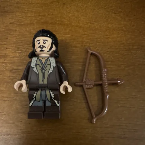 LEGO Hobbit Bard Minifigure Dark Brown Outfit Black Hair Bow & Arrow Accessory