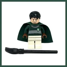 LEGO 4737 Harry Potter Marcus Flint Quidditch Uniform Minifigure 2010 Retired