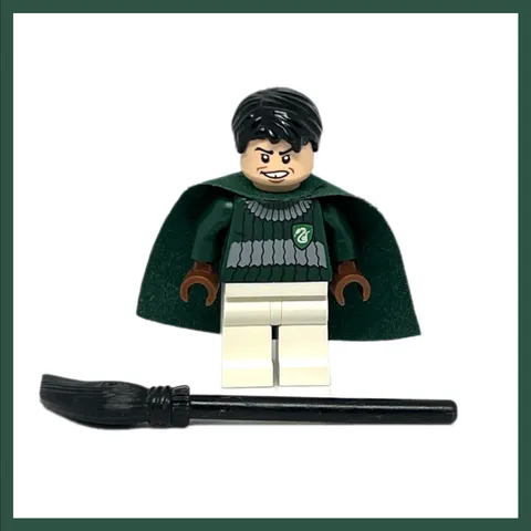 LEGO 4737 Harry Potter Marcus Flint Quidditch Uniform Minifigure 2010 Retired
