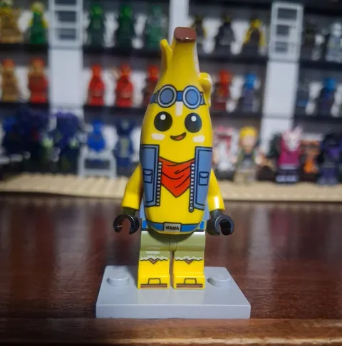 LEGO Fortnite Peely Minifigures Series 16 Banana Guy Minifigure col16-1 71013