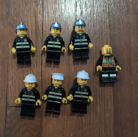 Lot Of 7 Lego City Firefighters Lego Minifigures With Hats And Helmets 