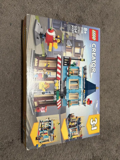 LEGO CREATOR: Townhouse Toy Store (31105) NEW SEALED RETIRED