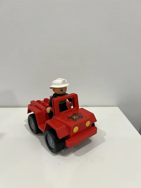 LEGO DUPLO Firefighter Fireman Fire RESCUE JEEP Truck 6169