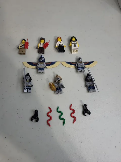 Lego Pharaoh’s Quest 9 Minifigures Lot