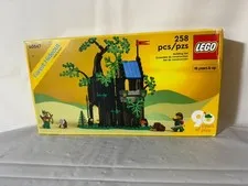 LEGO Icons: Forest Hideout (40567) Castle System 258 Pieces Brand New Sealed NIB