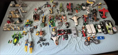 LEGO set lot - most sets are complete - good condition