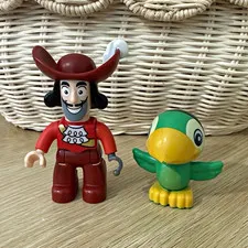 Duplo LEGO Captain Hook Minifigure with Parrot Plastic Figure - Captain Hook