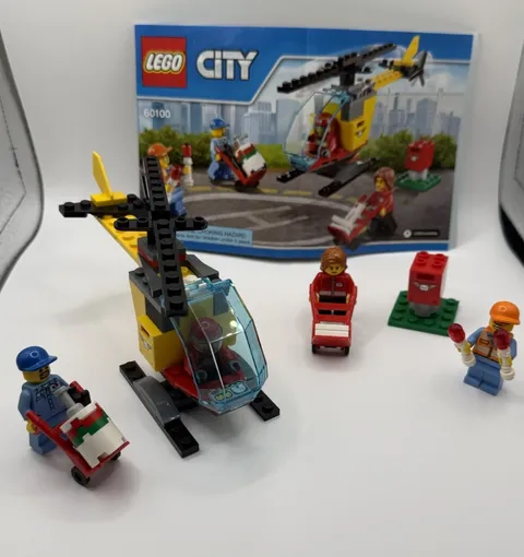 LEGO 60100 Airport Starter Set City Used With Instructions Missing 1 Piece