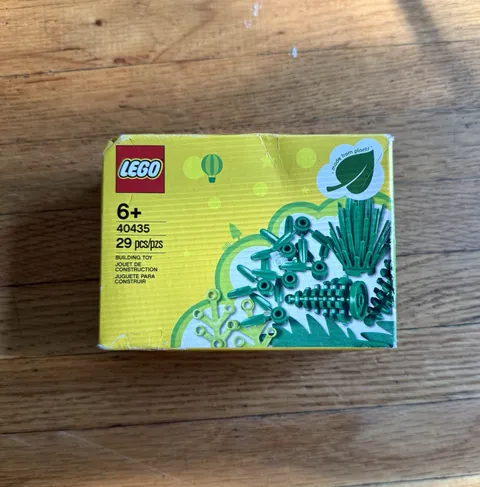 LEGO Miscellaneous: Plants from Plants (40435)